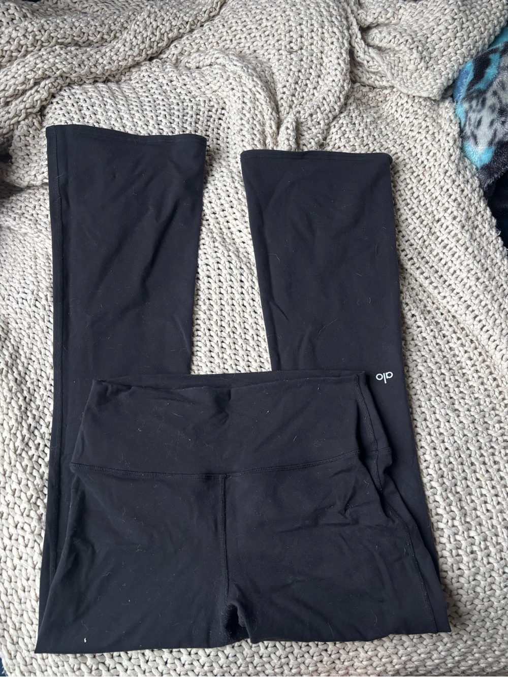 ALO Yoga Black Full-Length Leggings